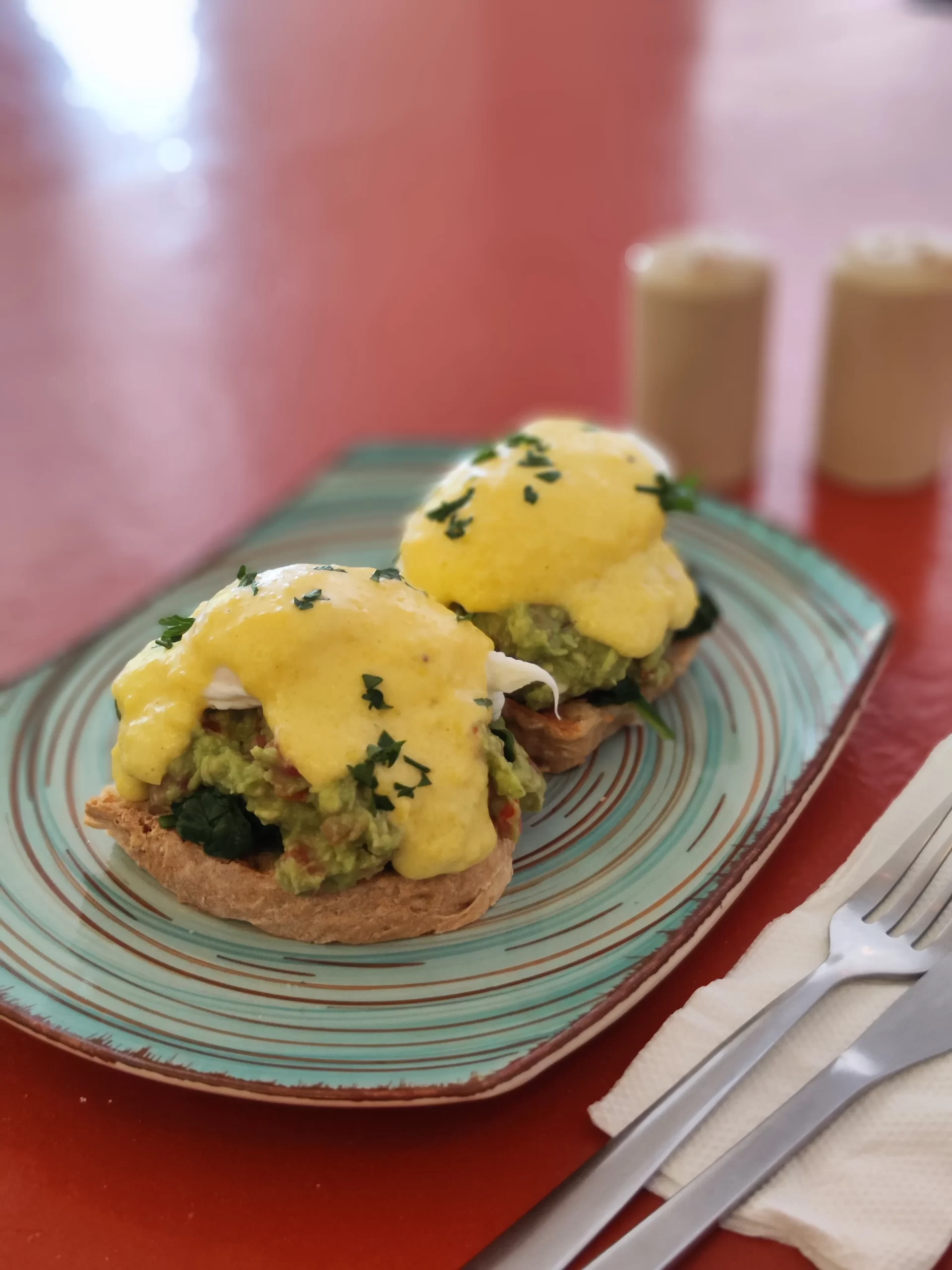 Specialty coffee and fresh butter croissant breakfast at Kanvas Cafe Palolem